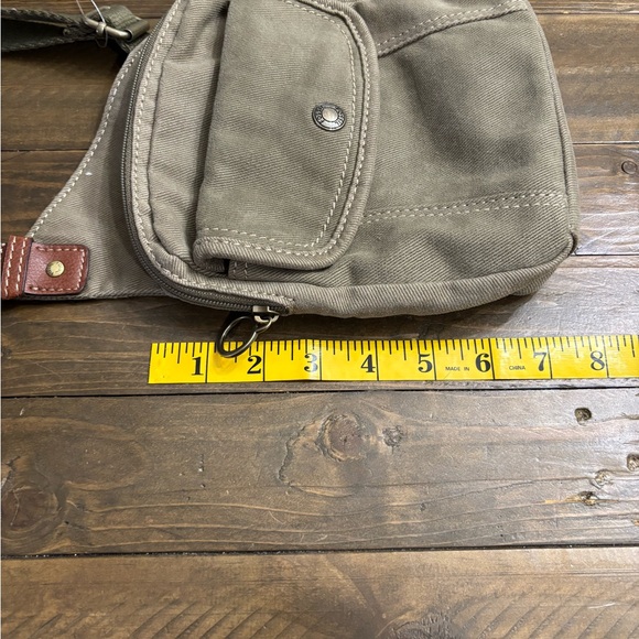 Fossil Reagan Traveler Crossbody Bag in Olive Green - Picture 8 of 8